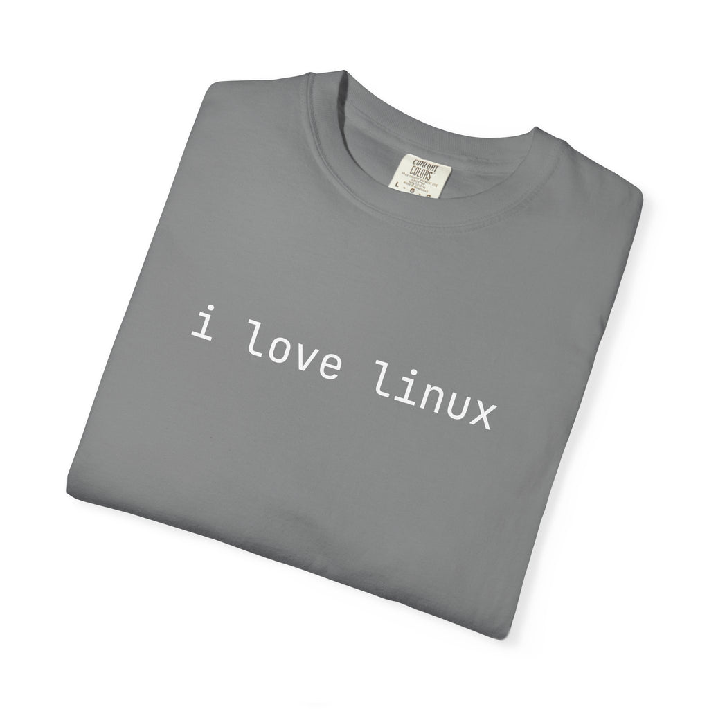 Linux Tee I Love Linux — close-up of retro terminal chest graphic